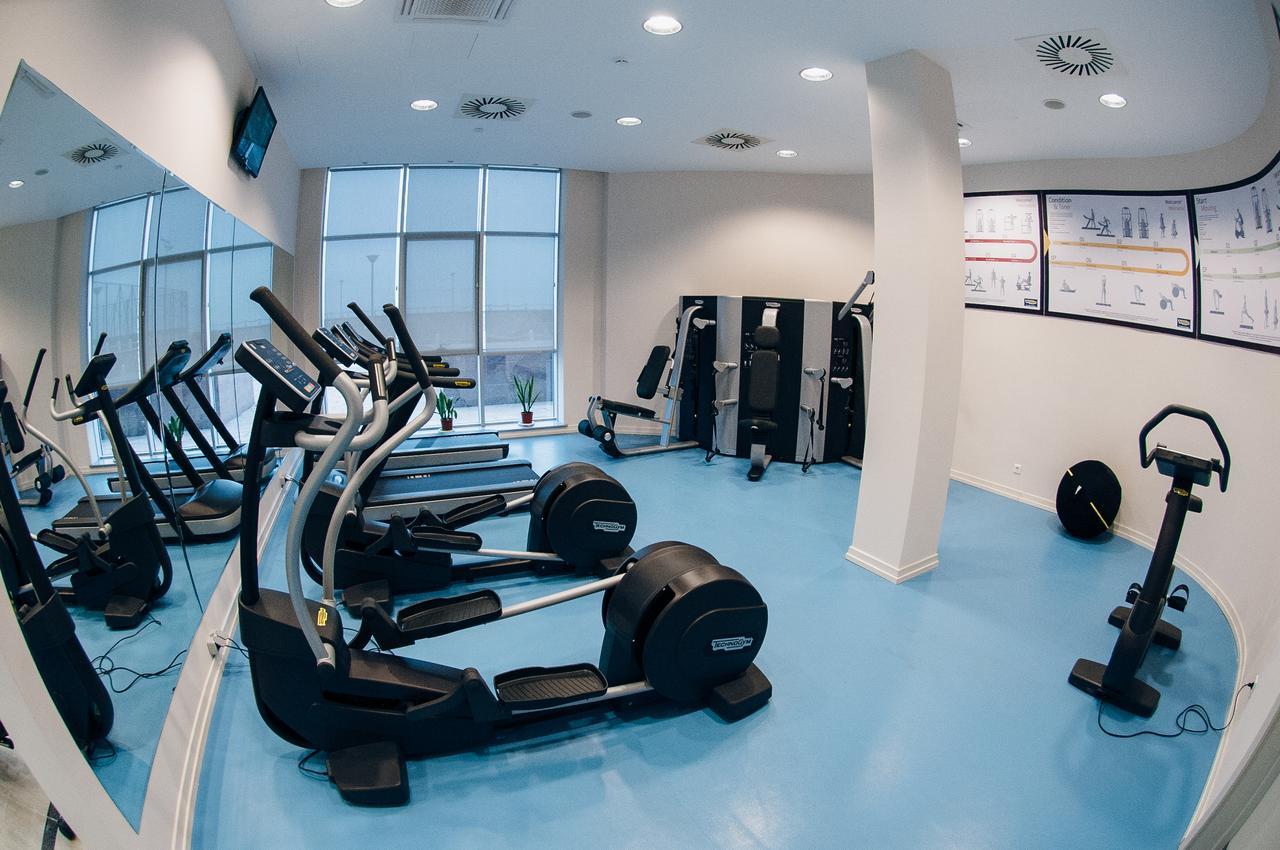 Caspian Riviera Grand Palace Hotel Aktau  Exterior foto The gym at the University of Roehampton