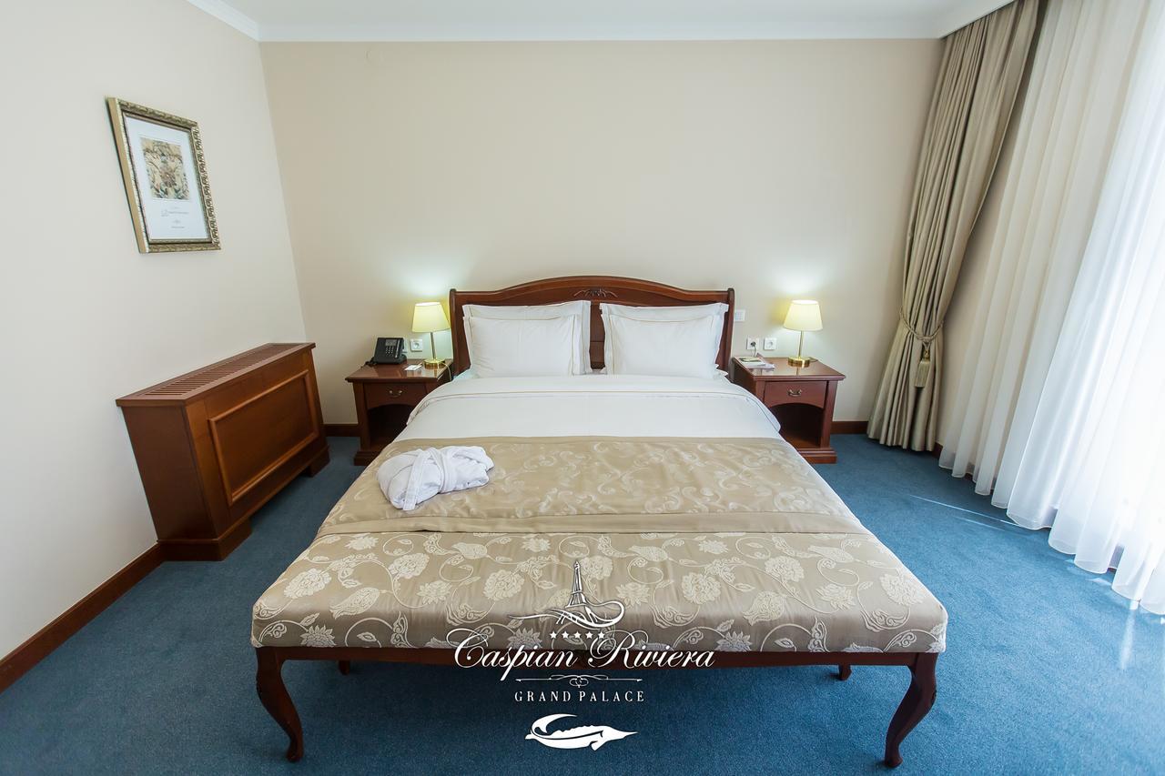 Caspian Riviera Grand Palace Hotel Aktau  Exterior foto Deluxe Room