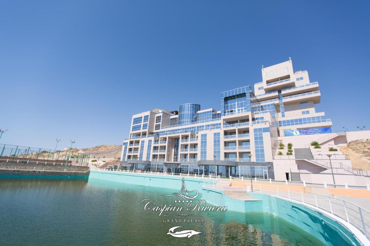 Caspian Riviera Grand Palace Hotel Aktau  Exterior foto Capital Coast Marina